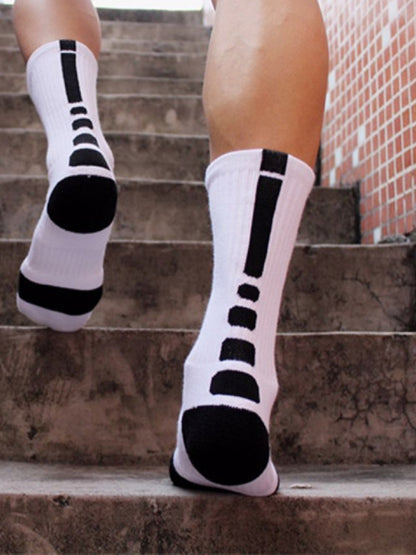 2 Pairs Athletic Fit Slider Socks